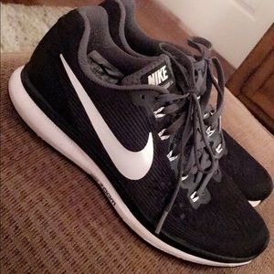 Nike Zoom Pegasus Shoes (women’s)